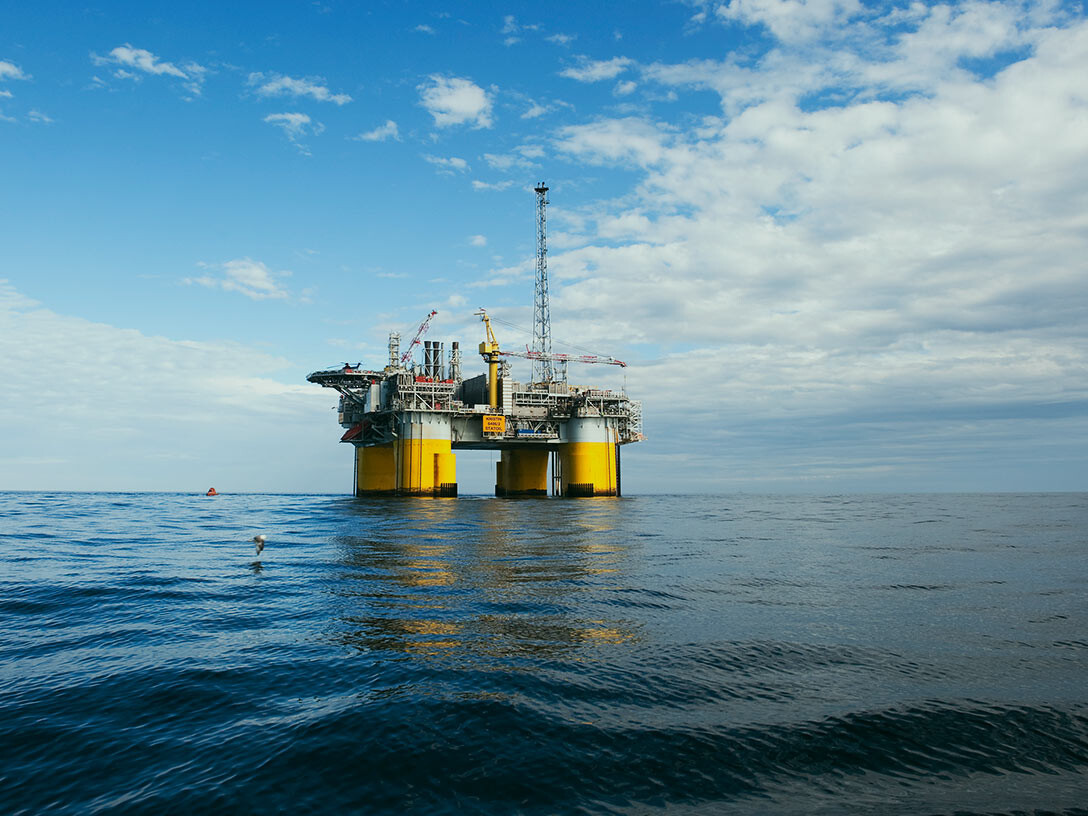 Bilde av en plattform på sjøen, Pergion AS